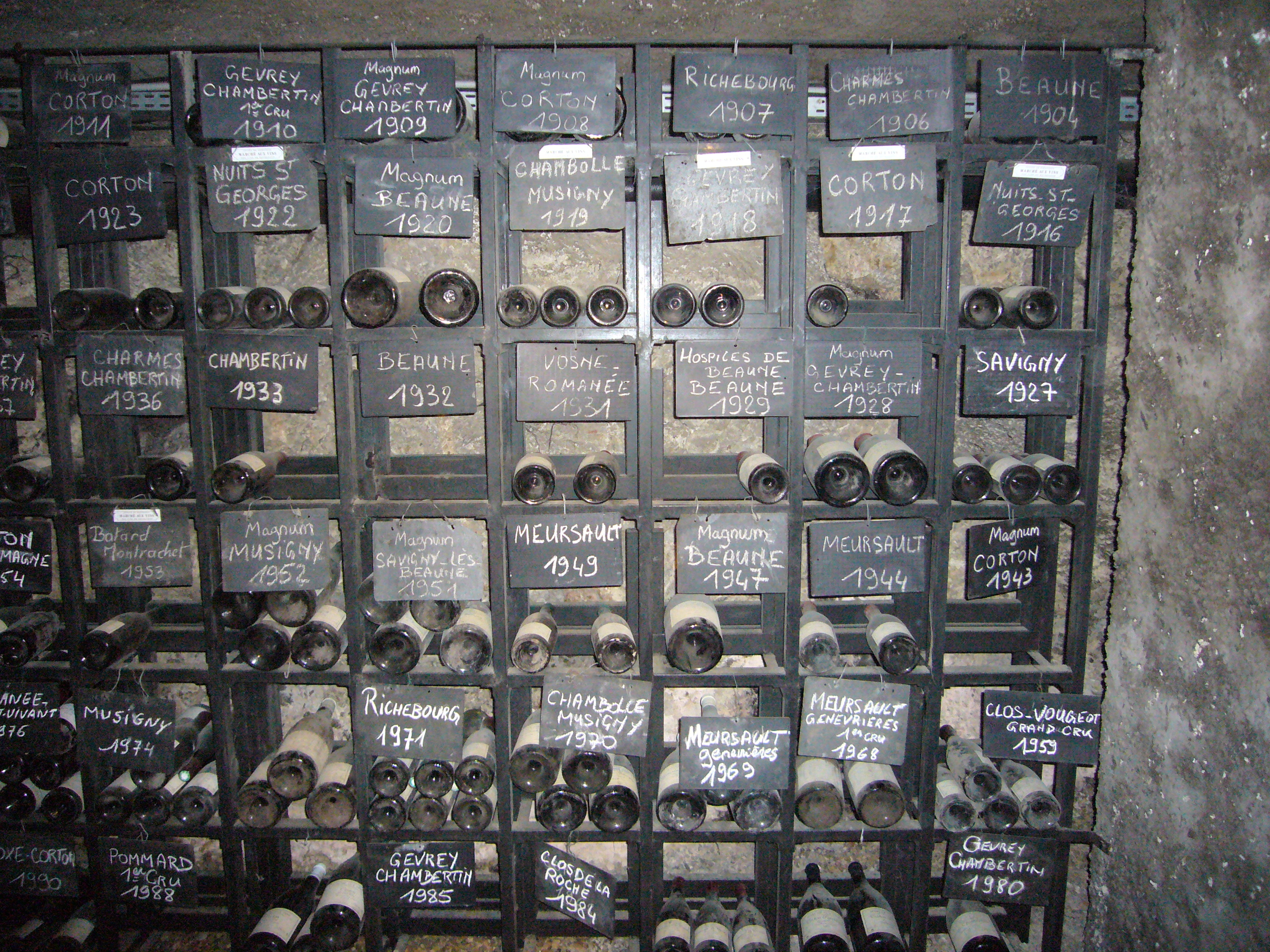 Catando vinos en el corazón de la Borgoña | Viaxadoiro, image size:2816x2112