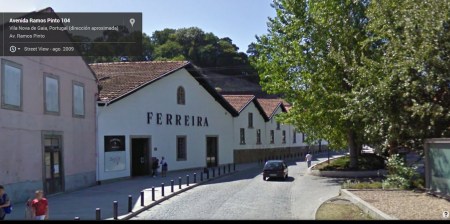 Bodega de Ferreira en el Cais de Gaia Bodega de Ferreira en el Cais de Gaia