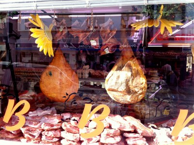 Embutidos y jamones en Chaves (Portugal