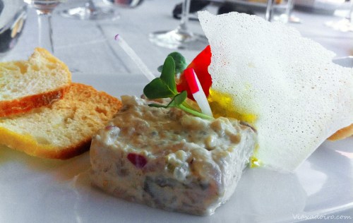 Tartar de lubina en el restaurante Abades Triana Tartar de lubina en el restaurante Abades Triana